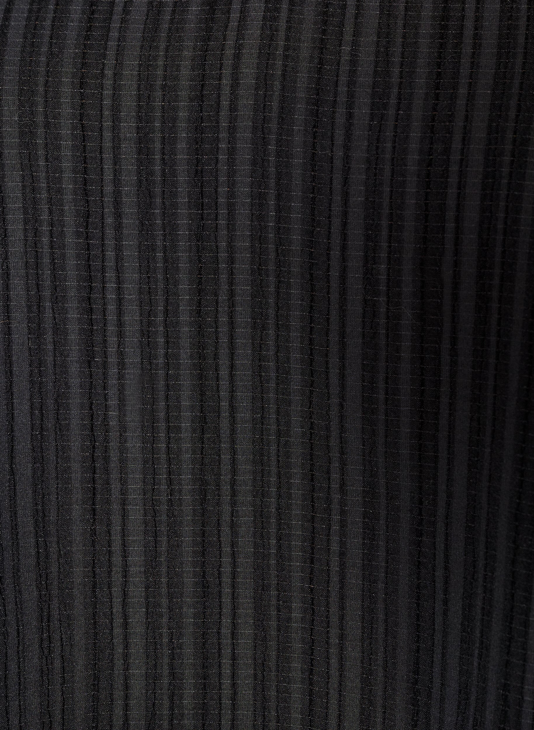 ZizziBlouse textur&eacute;e avec col V et volants, Noir, Packshot image number 2