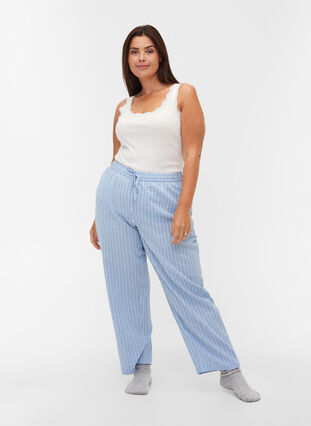 Pantalon de pyjama ample en coton à rayures, Chambray Blue Stripe, Model image number 0