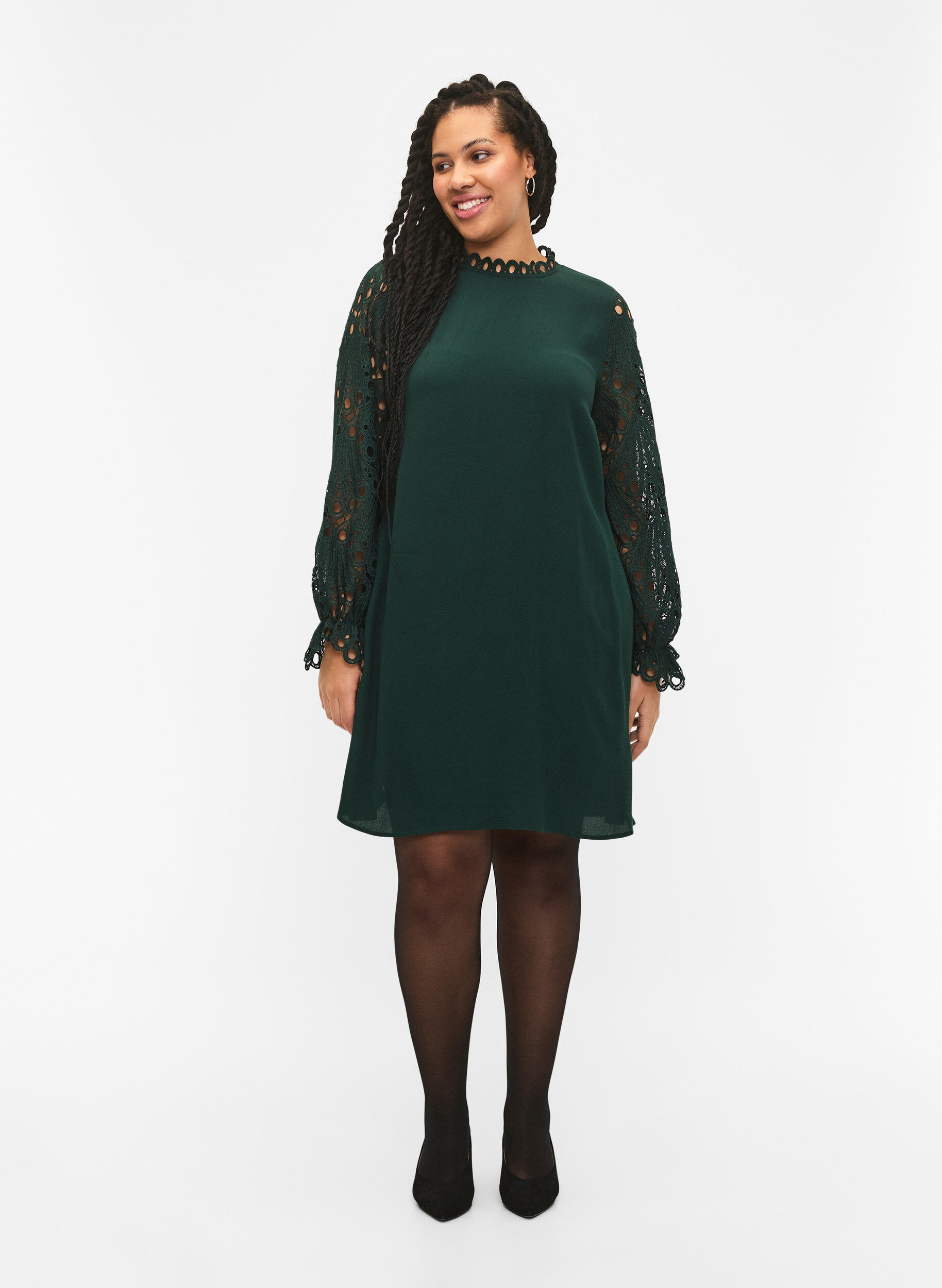 Zizzi Robe en viscose avec manches en crochet, Scarab, Model image number 2
