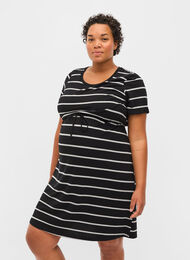Gestreepte zwangerschapsjurk in viscose, Black Grey Stripe, Model