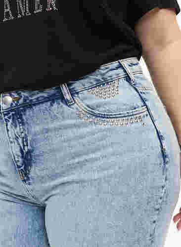 Cropped Vera jeans met studs, Light blue denim, Model image number 3