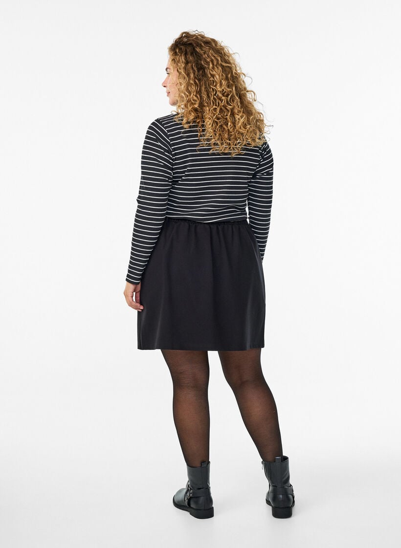 Korte jerseysrok met split, Zwart, Model image number 2