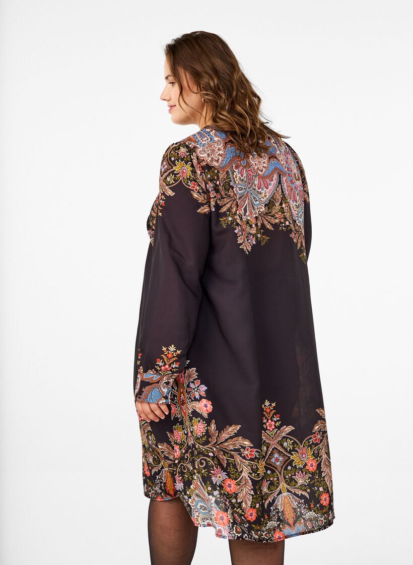 Robe mi-longue &agrave; imprim&eacute; paisley, Black Paisley, Model image number 1