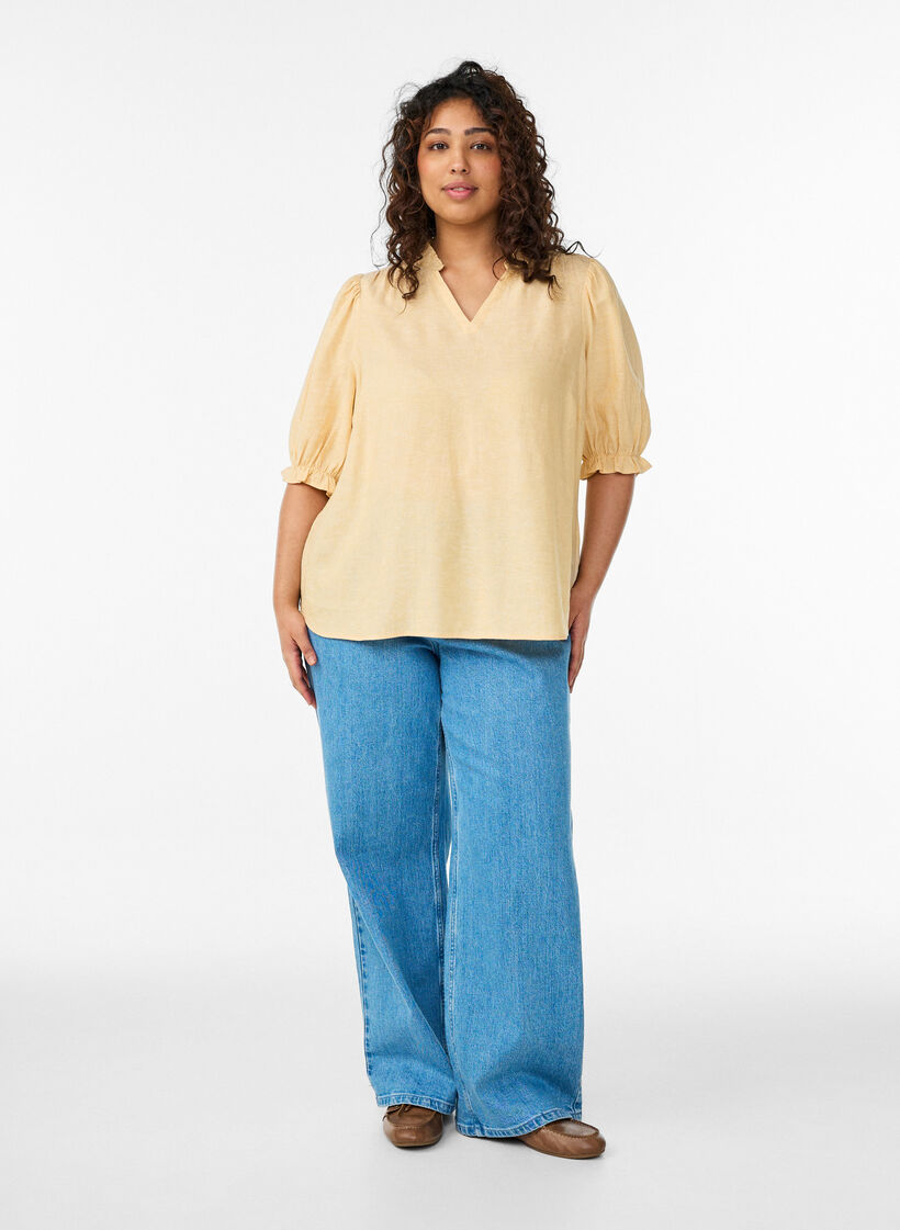Blouse en lin et viscose avec manches 1/2, Jaune clair, Model image number 1
