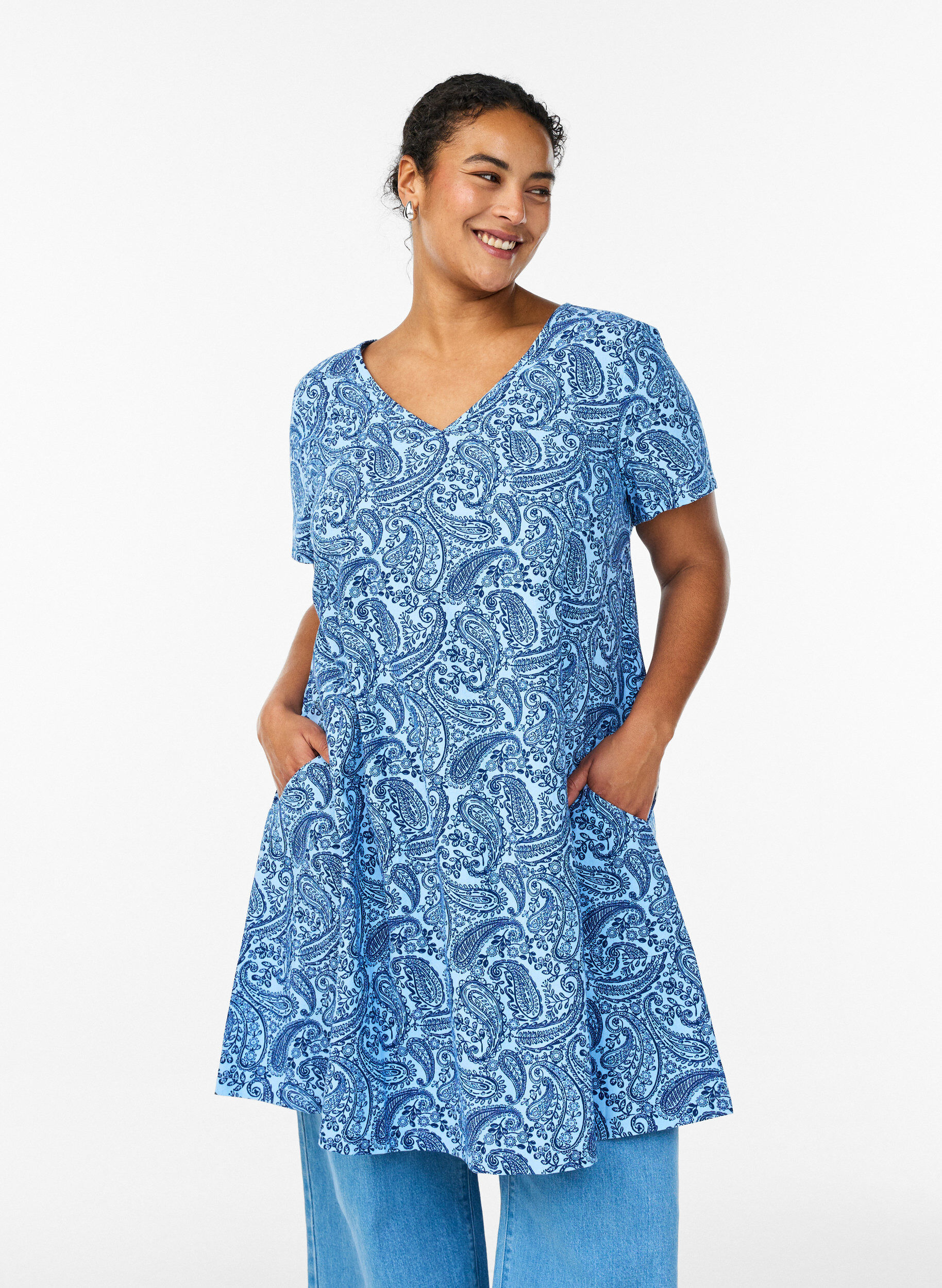 Korte a-lijn jurk met paisleyprint, Blauw, Model