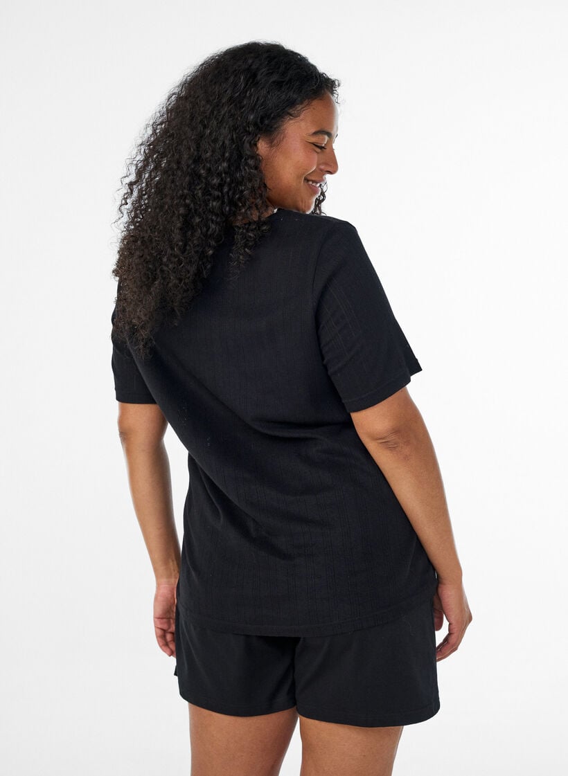 Haut de nuit en coton biologique avec broderie ajour&eacute;e, Noir, Model image number 2
