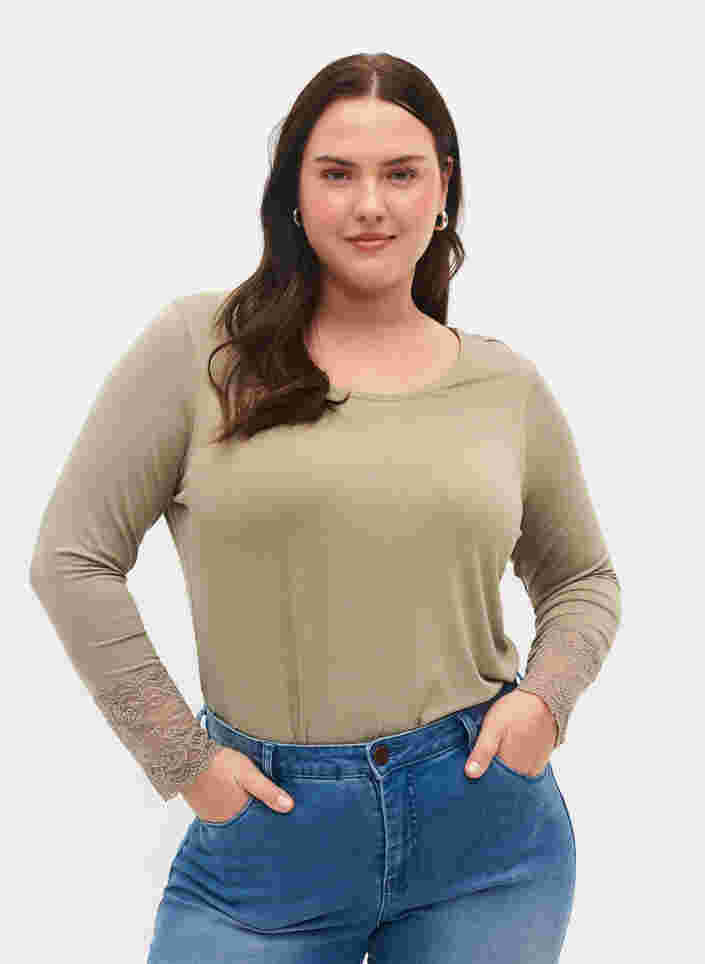 Viscose blouse met lange mouwen en kantdetails, Laurel Oak, Model image number 0