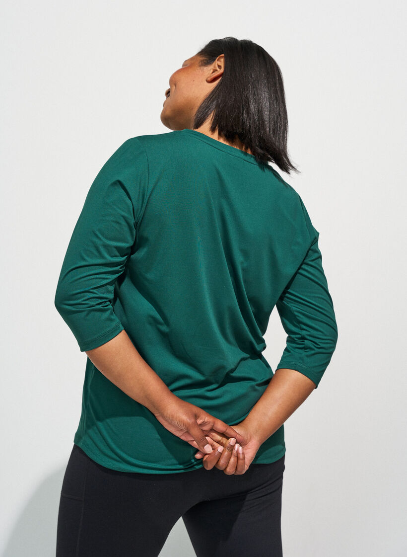 Sports top with 3/4 sleeves, Vert fonc&eacute;, Model image number 2