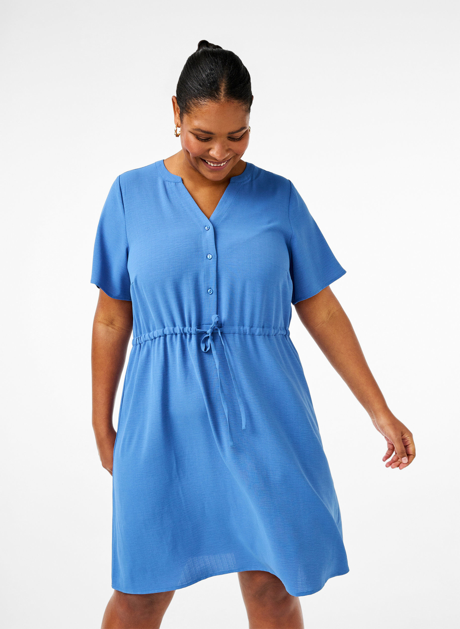 Zizzi Robe &agrave; manches courtes avec ceinture &agrave; nouer, Riverside, Model image number 0