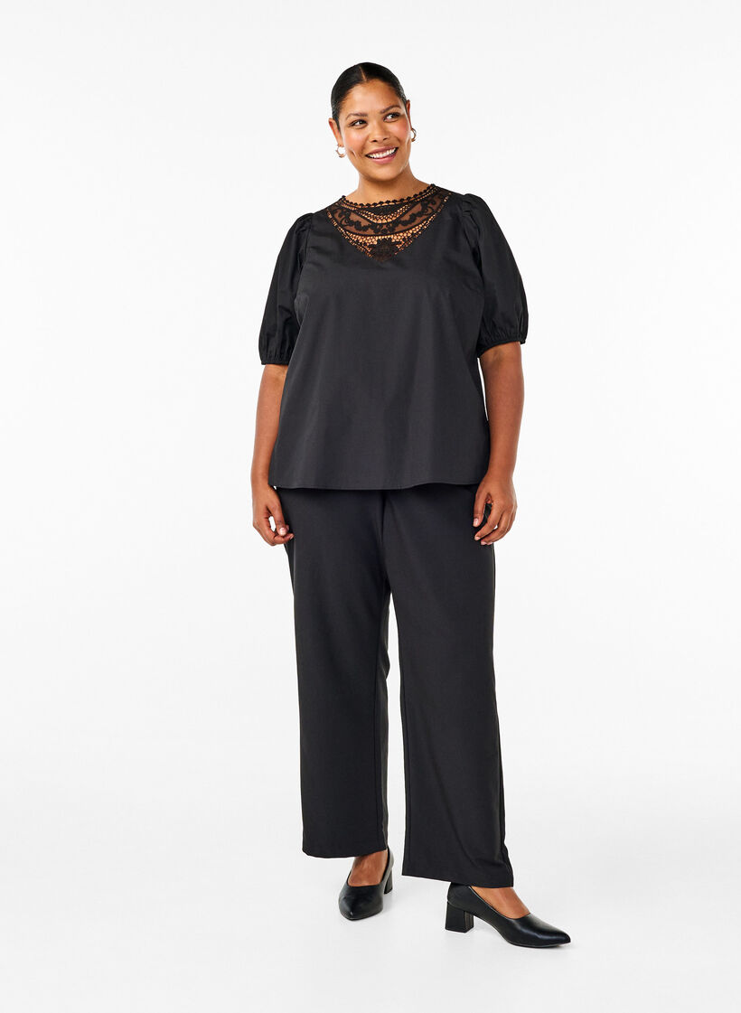 Blouse met korte mouwen en kant detail, Black, Model image number 2