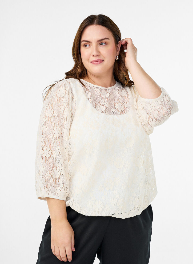 Blouse en dentelle avec manches 3/4, Vanille, Model image number 0
