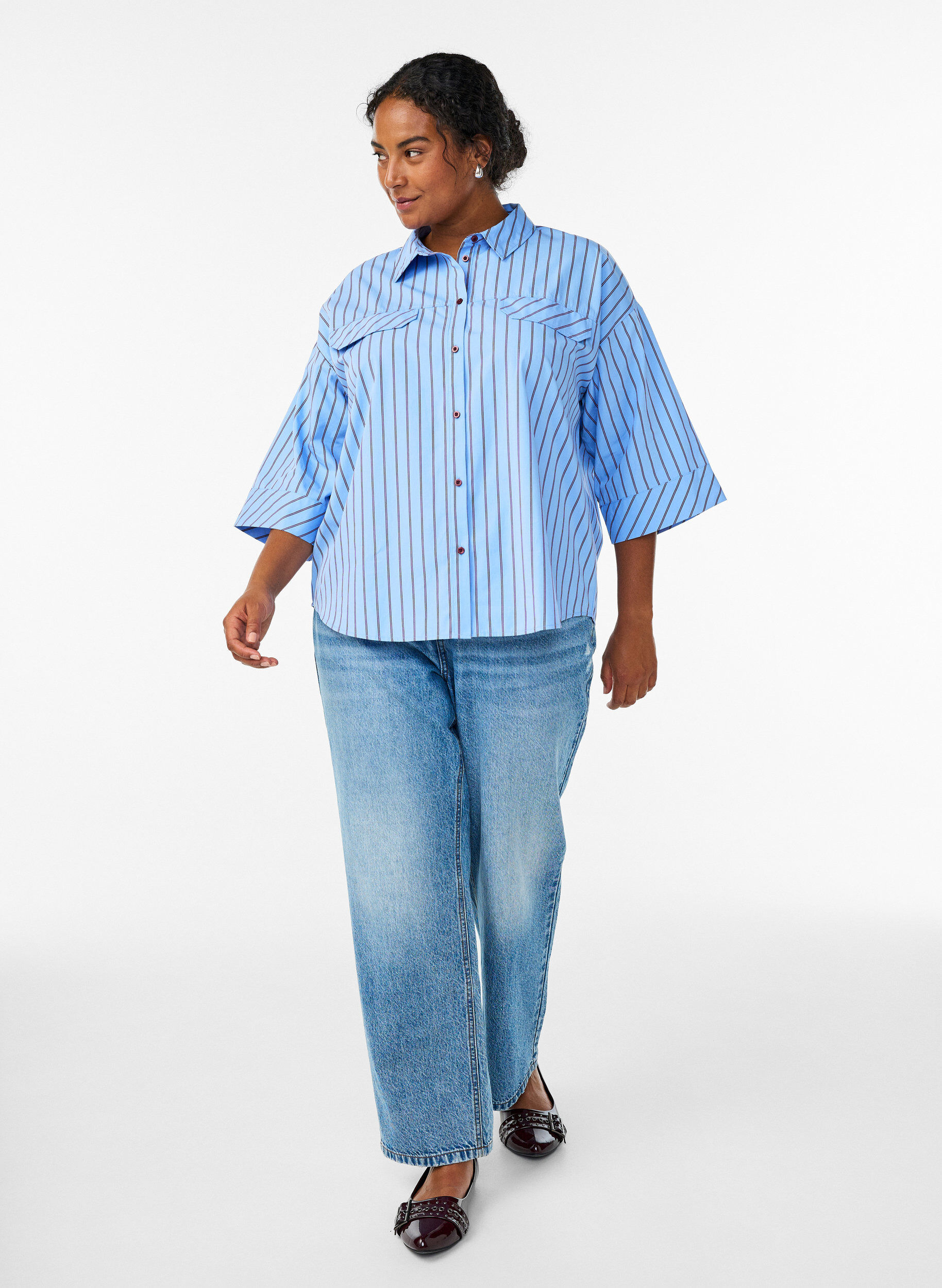 Zizzi Chemise ray&eacute;e en coton &agrave; manches larges, Bleu, Model image number 1