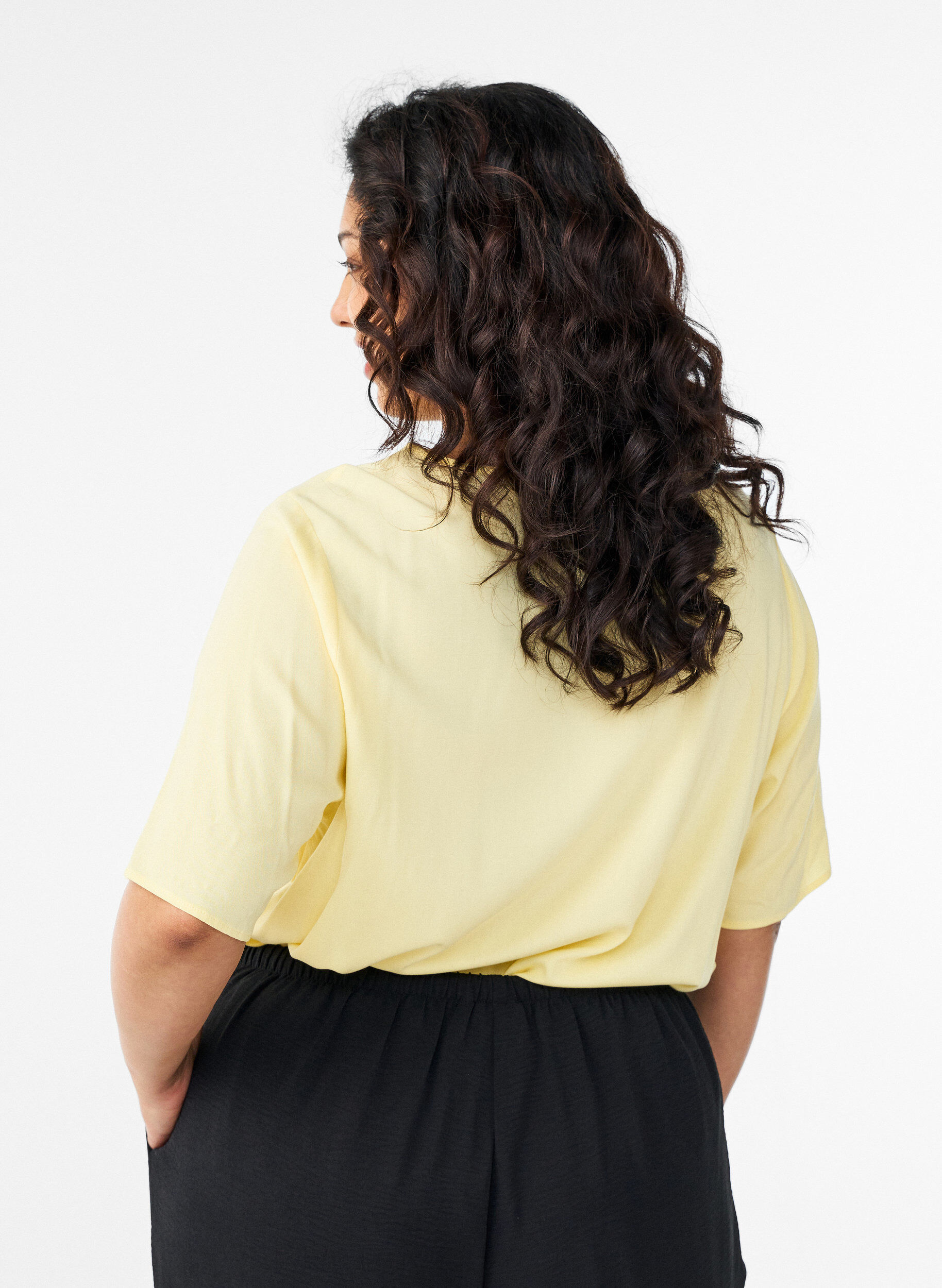 ZizziGeweven blouse met korte mouwen en ronde hals, Geel, Model image number 2