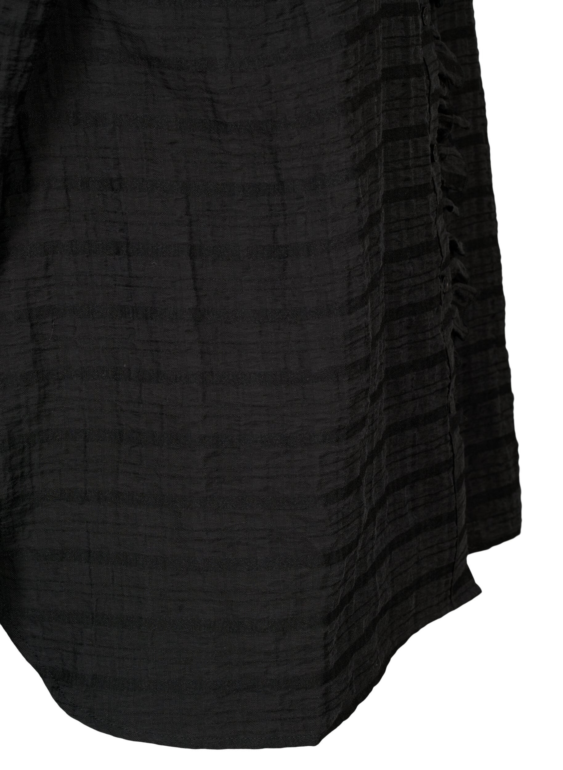 Zizzi Chemise avec structure et d&eacute;tails volant&eacute;s, Black, Packshot image number 3