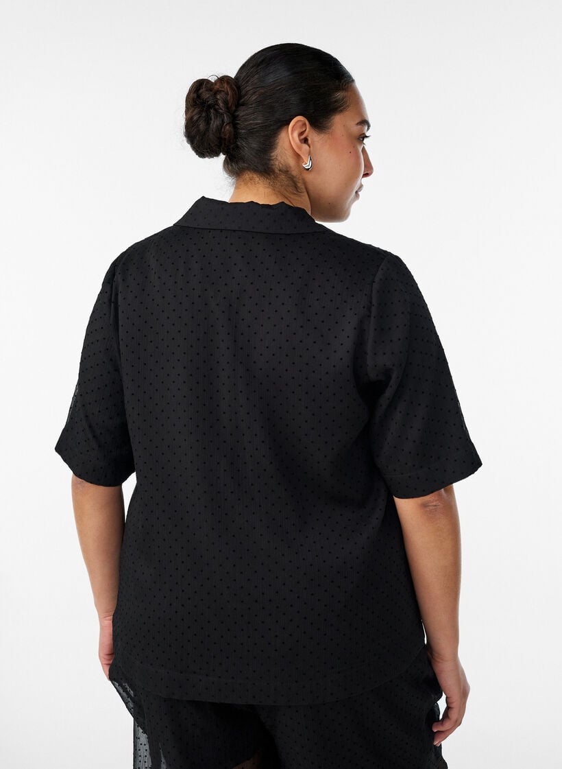 Polkadot blouse met revers, Zwart, Model
