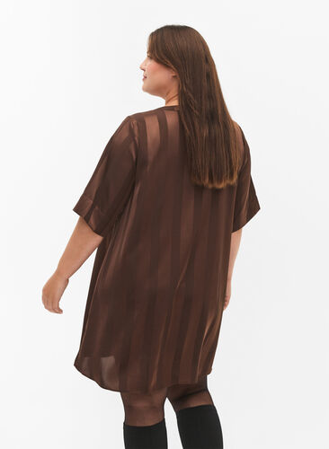Robe trapèze avec rayures et manches 1/2, Chestnut, Model image number 1