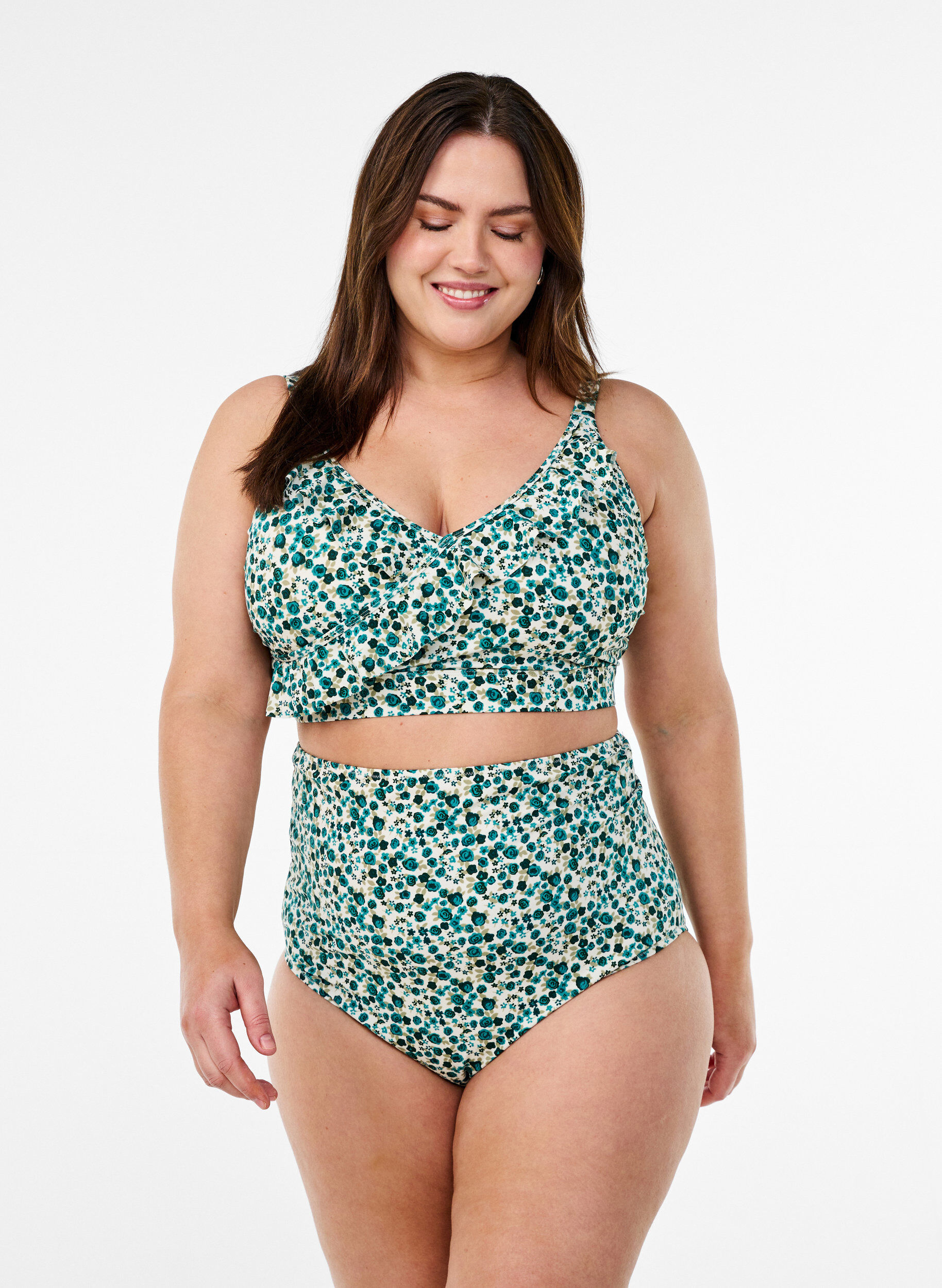 Zizzi Haut de bikini &agrave; fleurs et &agrave; d&eacute;tails de jabot, Vert, Model image number 1