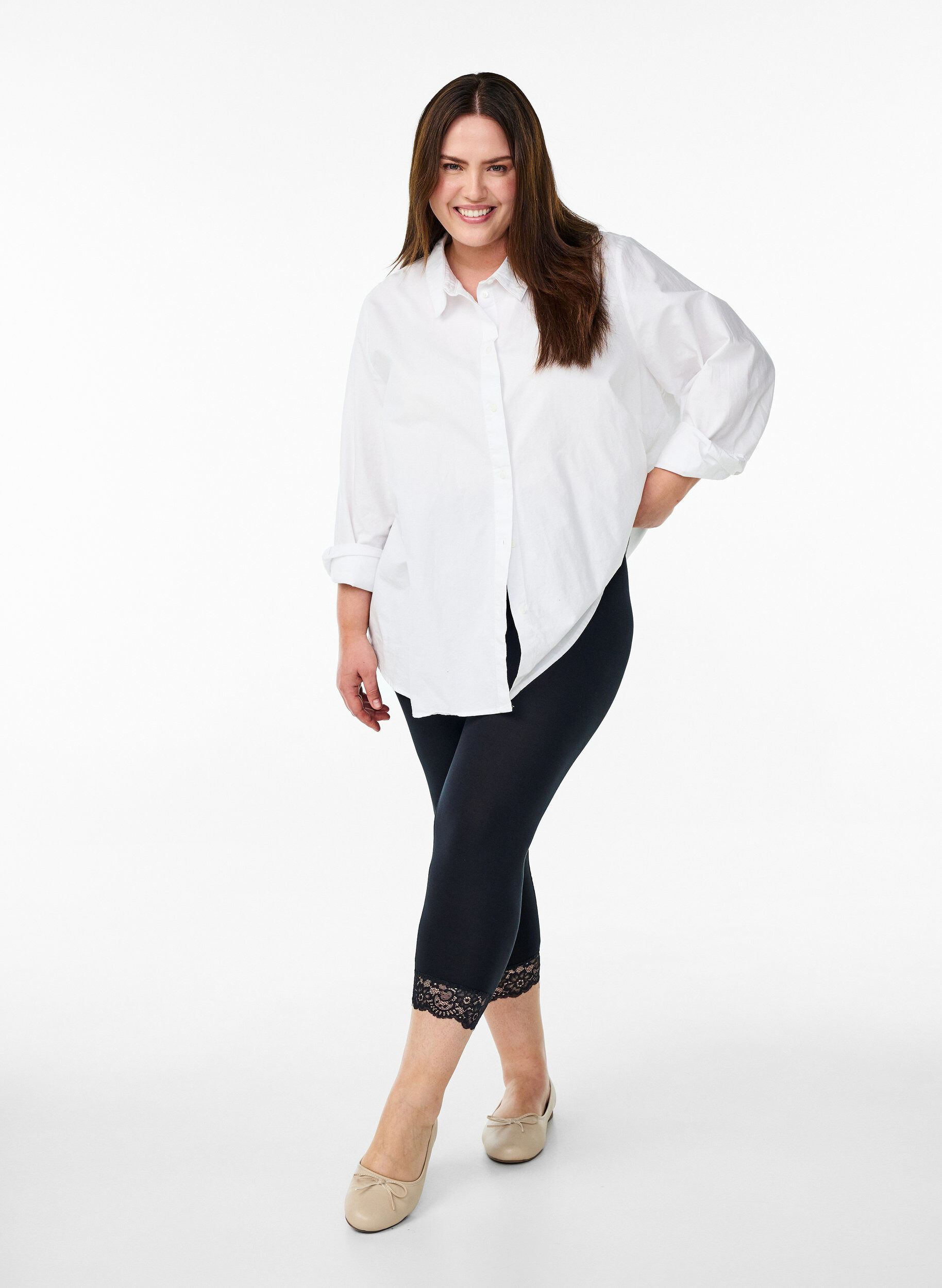 ZizziBasic 3/4 legging met kanten randje, Zwart, Model image number 1