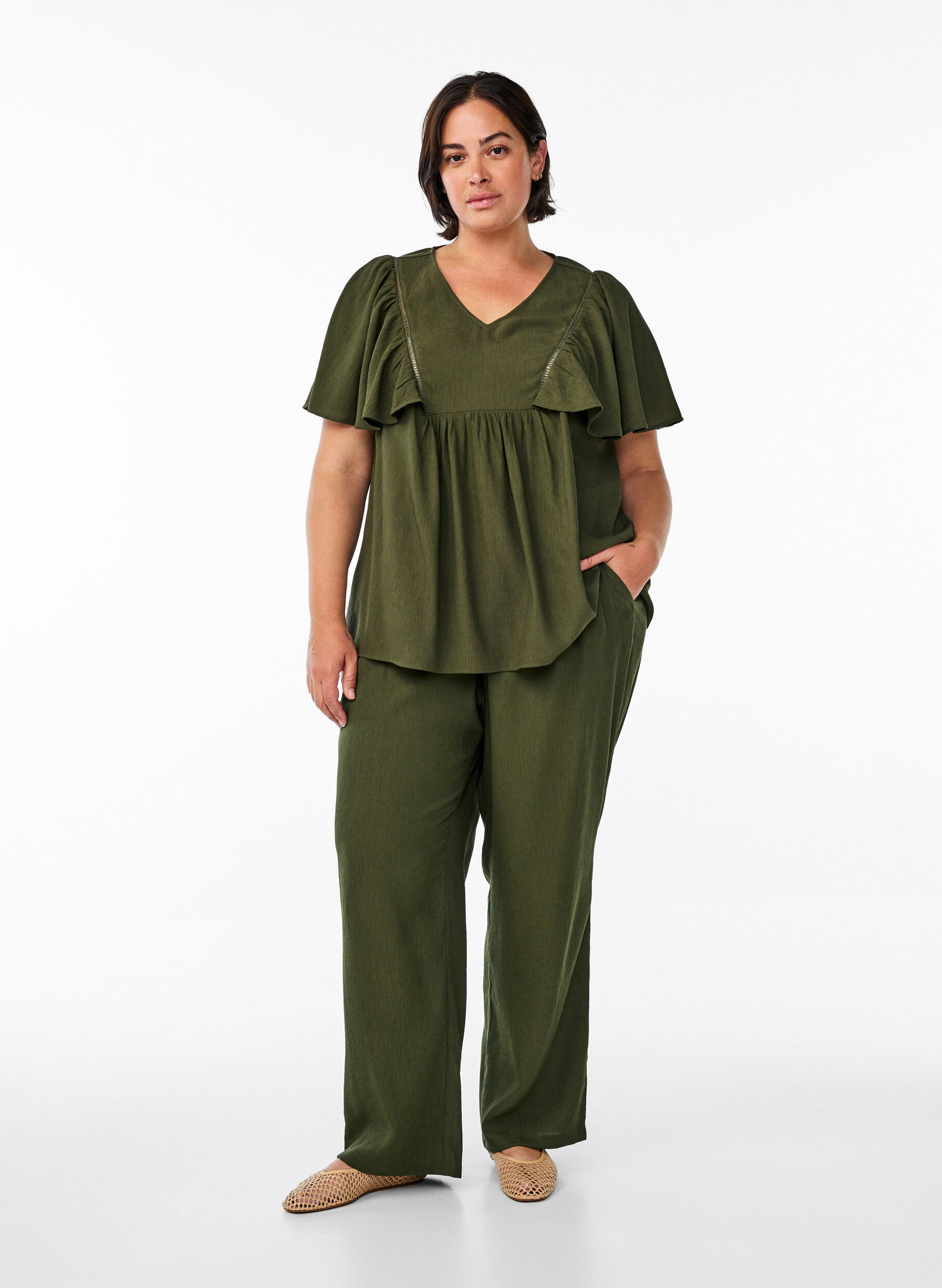 ZizziBlouse met korte mouwen met ruches, Groen, Model image number 1