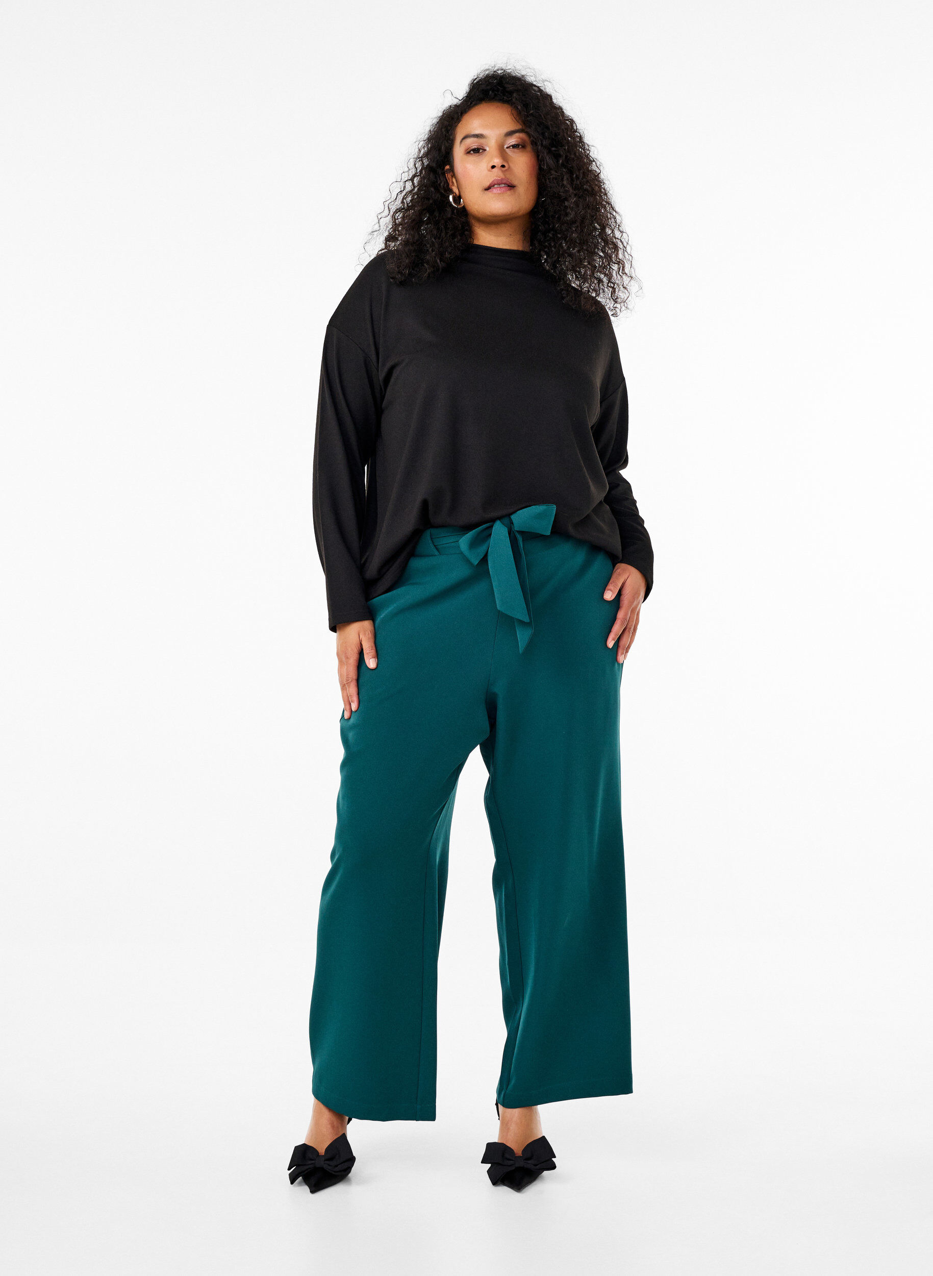 ZizziLuchtige broek met hoge taille en strikriem, Groen, Model image number 0