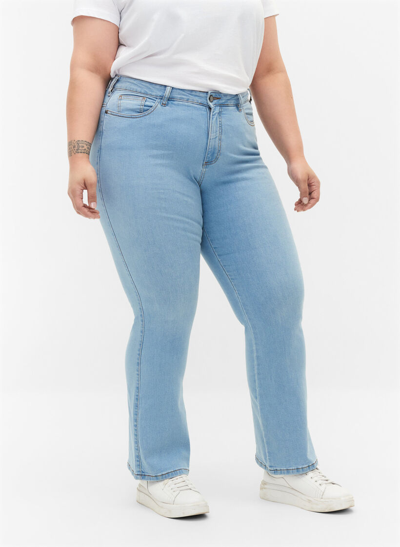 Jeans bootcut Ellen à taille haute, Bleu Clair, Model image number 2