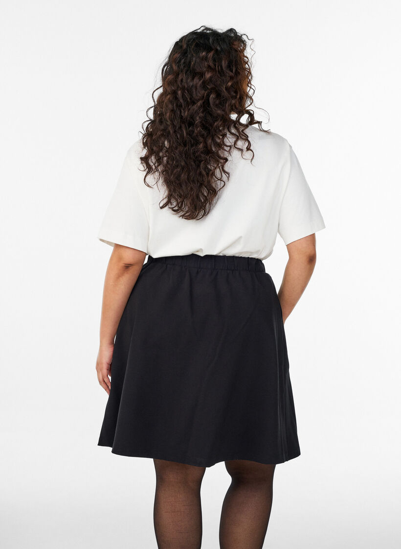 Jupe patineuse en viscose, Noir, Model image number 2
