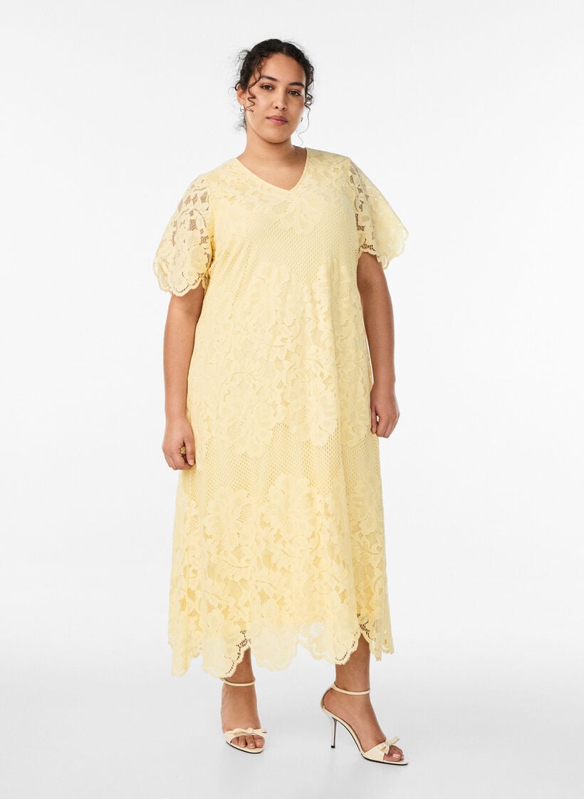 Robe midi en dentelle avec bords festonn&eacute;s, Jaune clair, Model image number 0