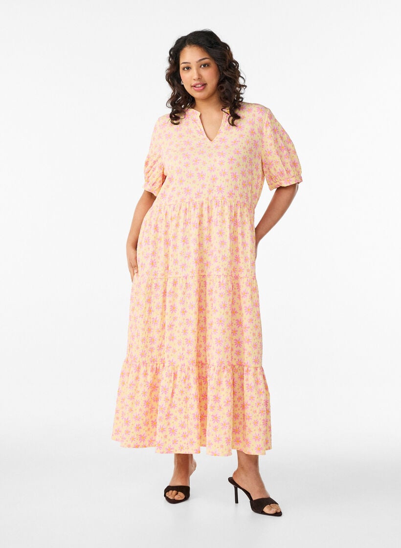 Robe longueur cheville &agrave; manches courtes avec volants &eacute;tag&eacute;s, Jaune, Model image number 0