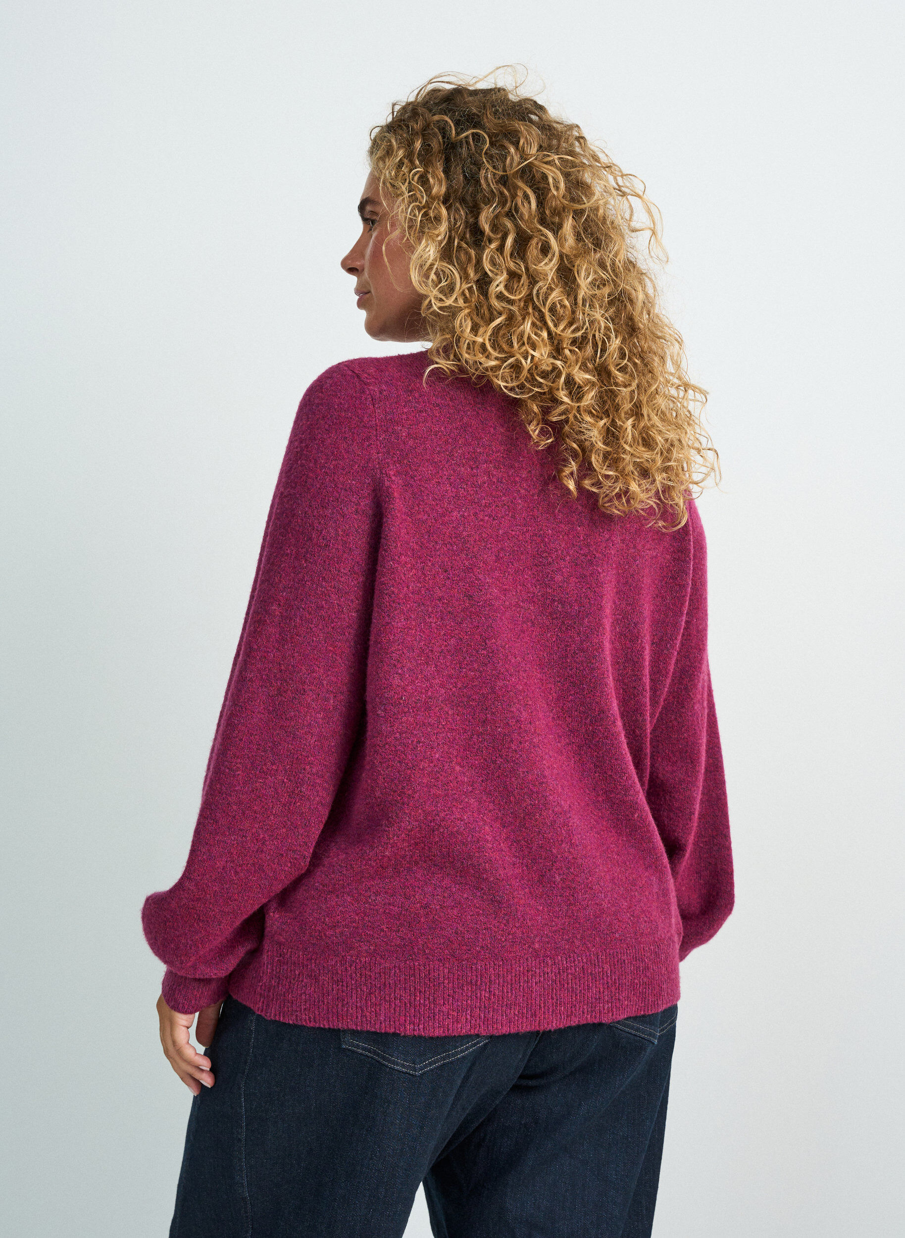 ZizziCardigan en maille douce avec boutons dor&eacute;s, Rose poudr&eacute;e, Model image number 2