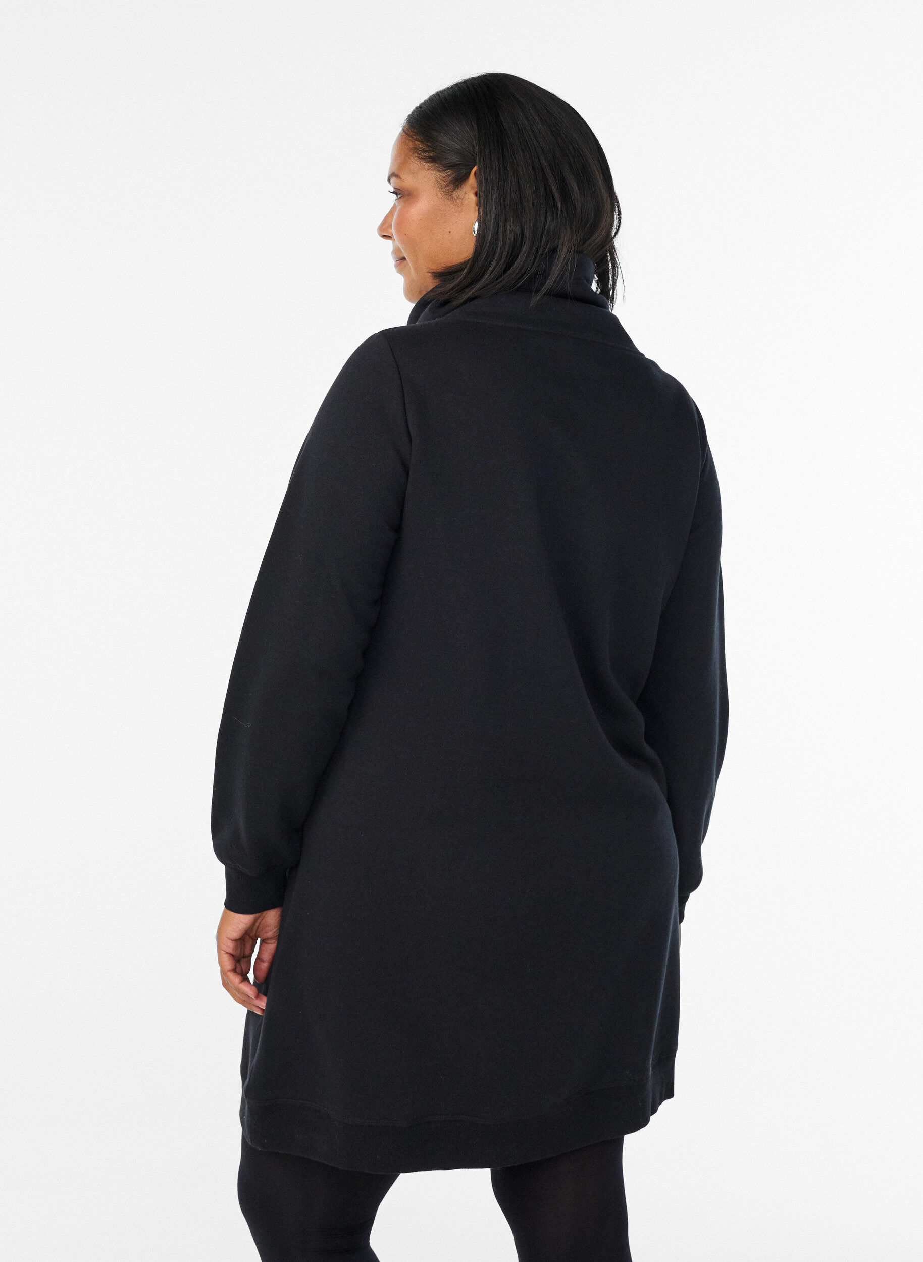 ZizziKort sweatshirt jurk met hoge kraag en zakken, Zwart, Model image number 2