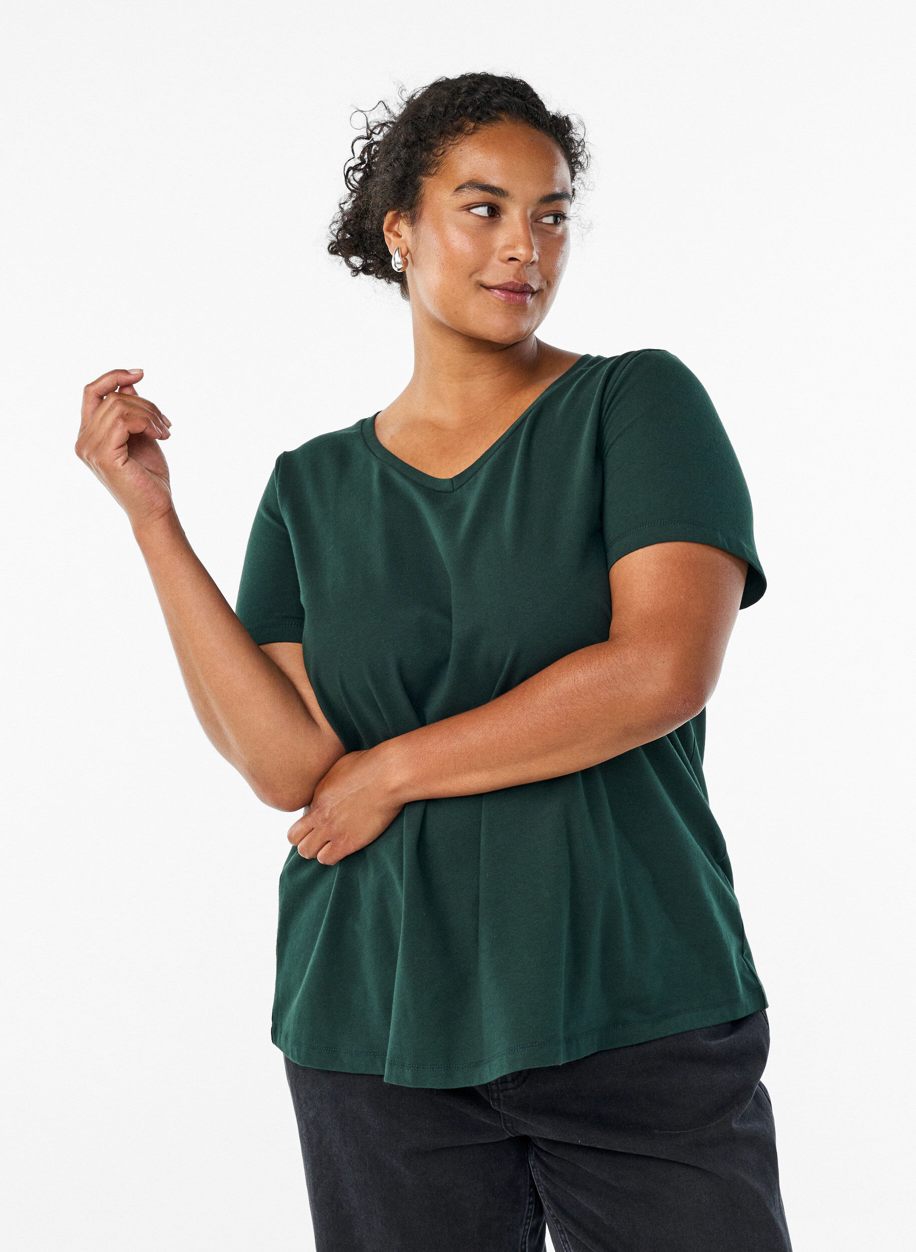 Basic t-shirt in effen kleur met katoen, Groen, Model