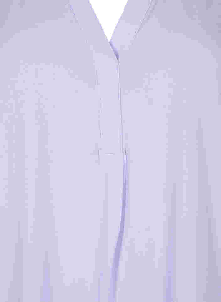 Chemisier à manches courtes avec encolure en V, Lavender, Packshot image number 2