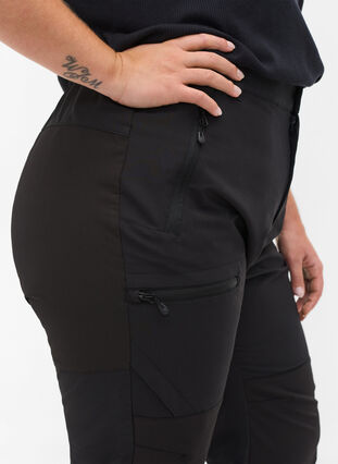 Pantalon de randonnée avec poches, Black, Model image number 3