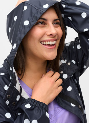 Veste de pluie à motif avec capuche, Navy Blazer W/Dots, Model image number 2