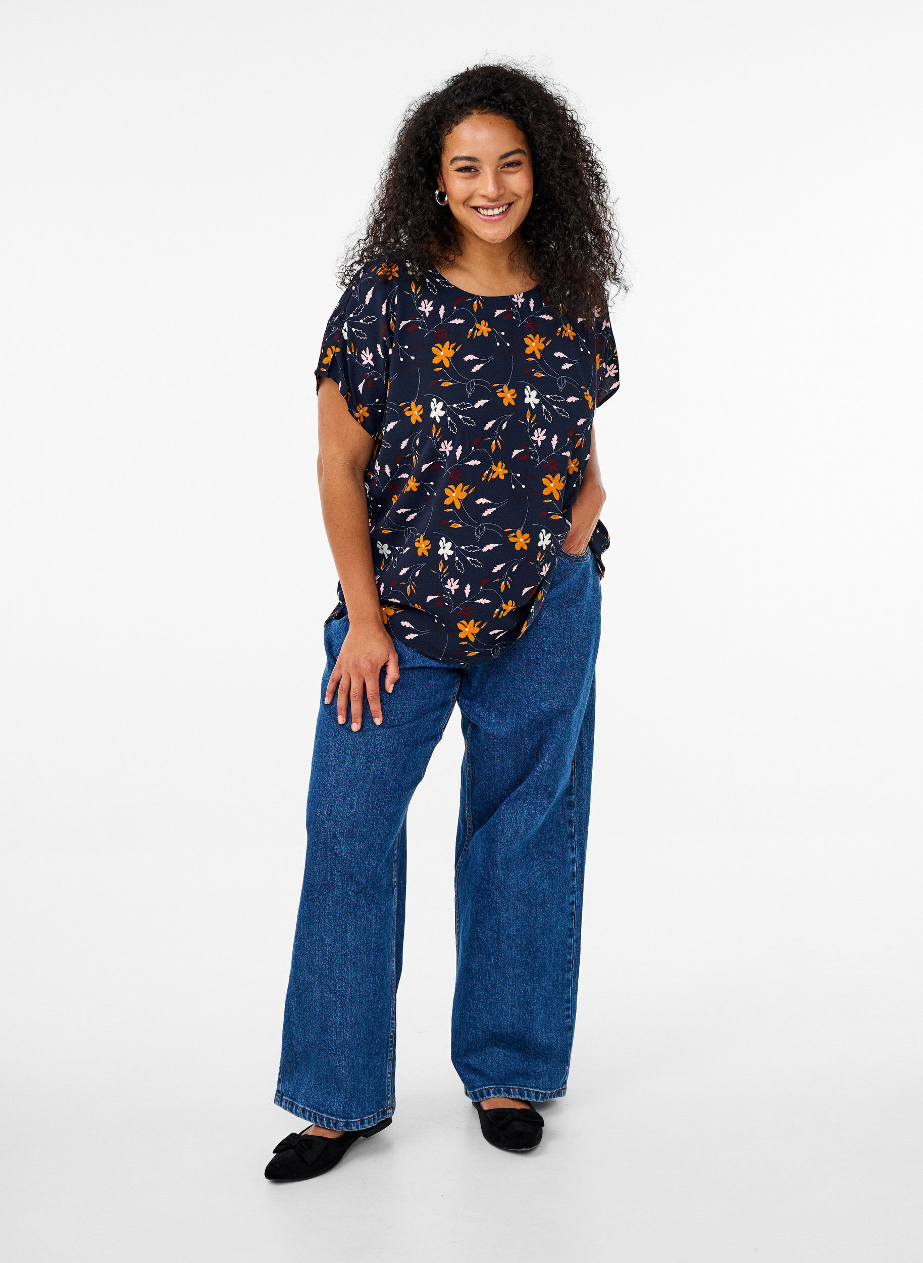 ZizziBlouse met korte mouwen en print, Sky Captain Flower, Model image number 3