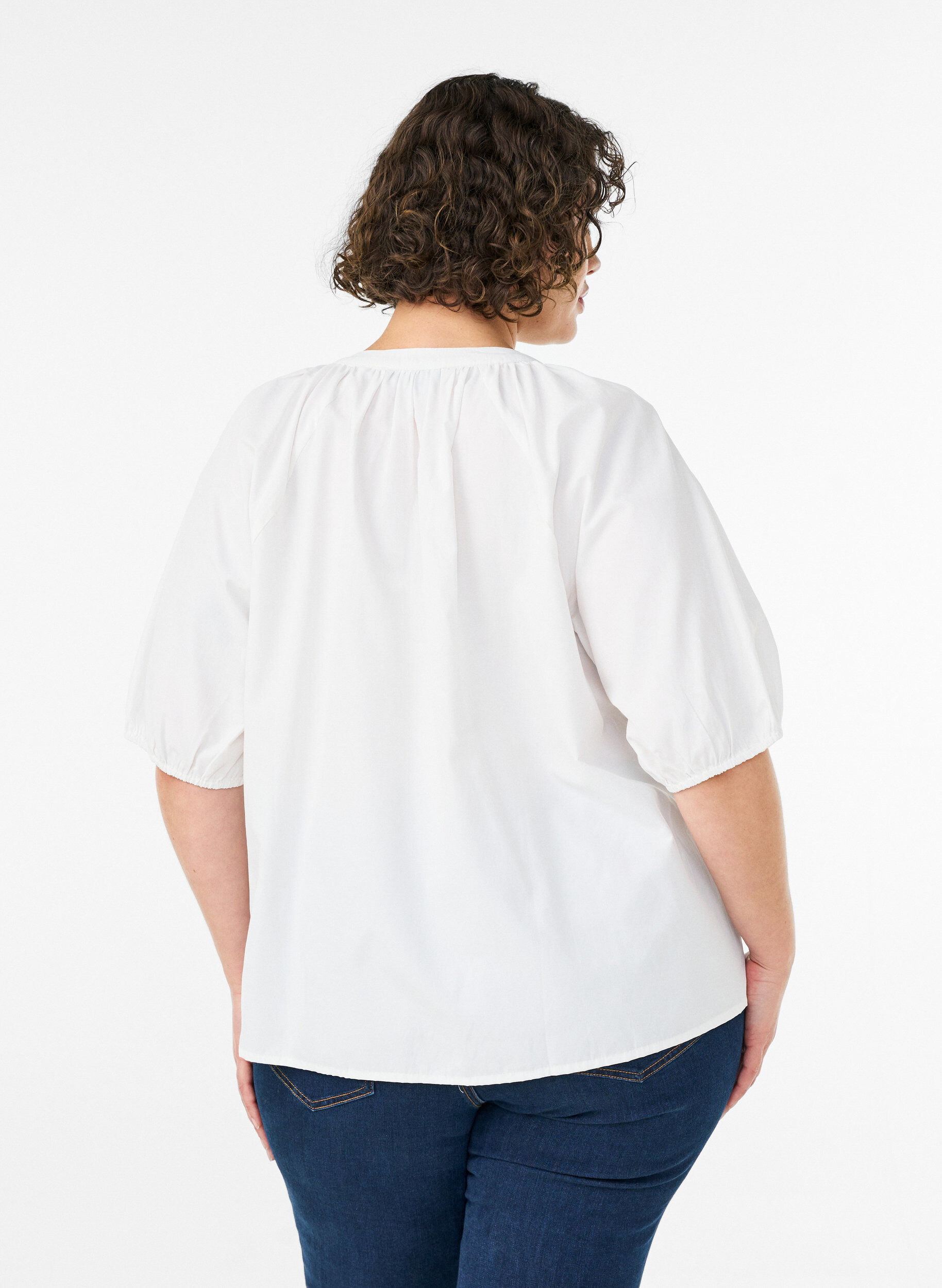 ZizziOverhemdblouse met knoopsluiting en strikceintuur, Wit, Model image number 2