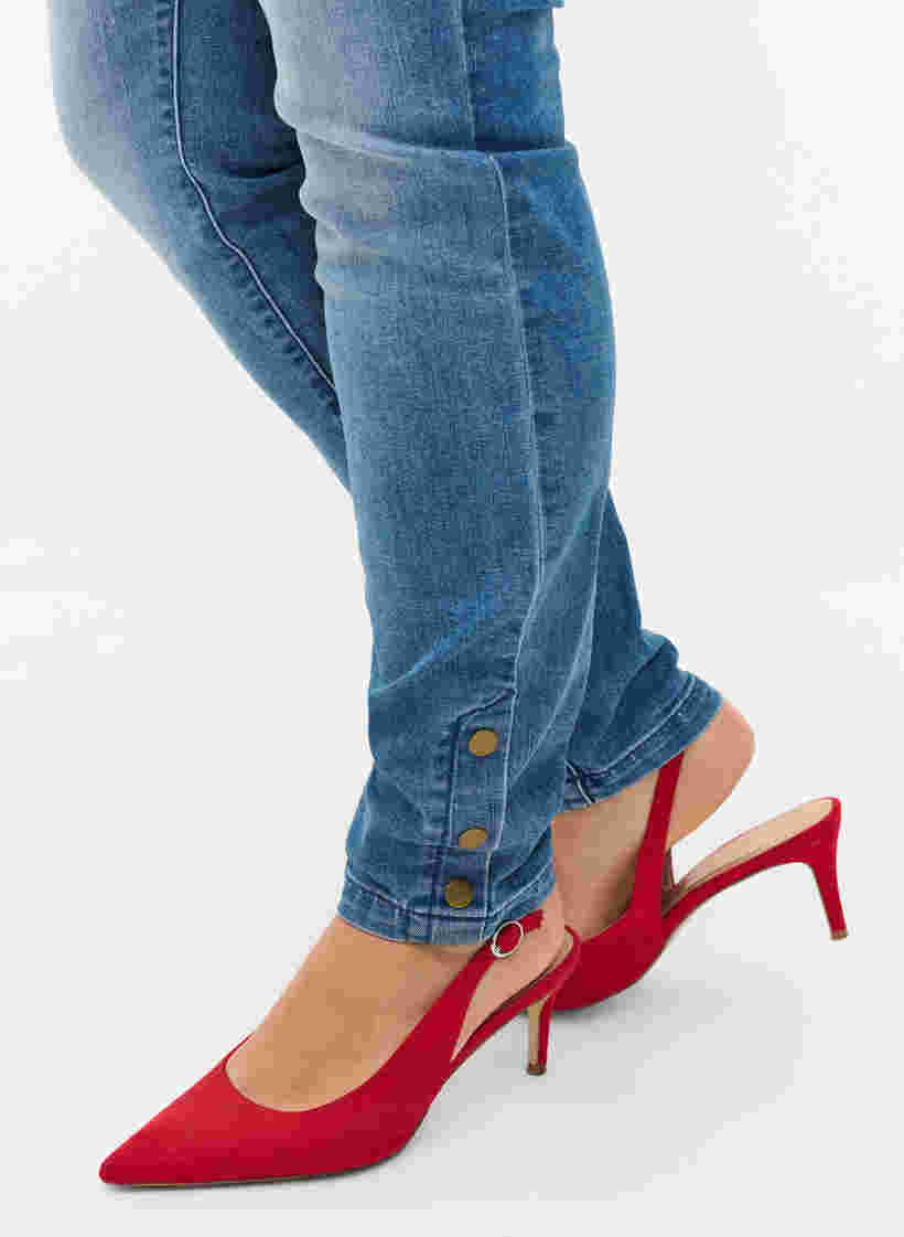 Super slim Amy jeans met split en knopen, Light blue, Model image number 2