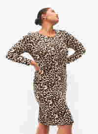 Robe à manches longues en imprimé léopard, Leo, Model