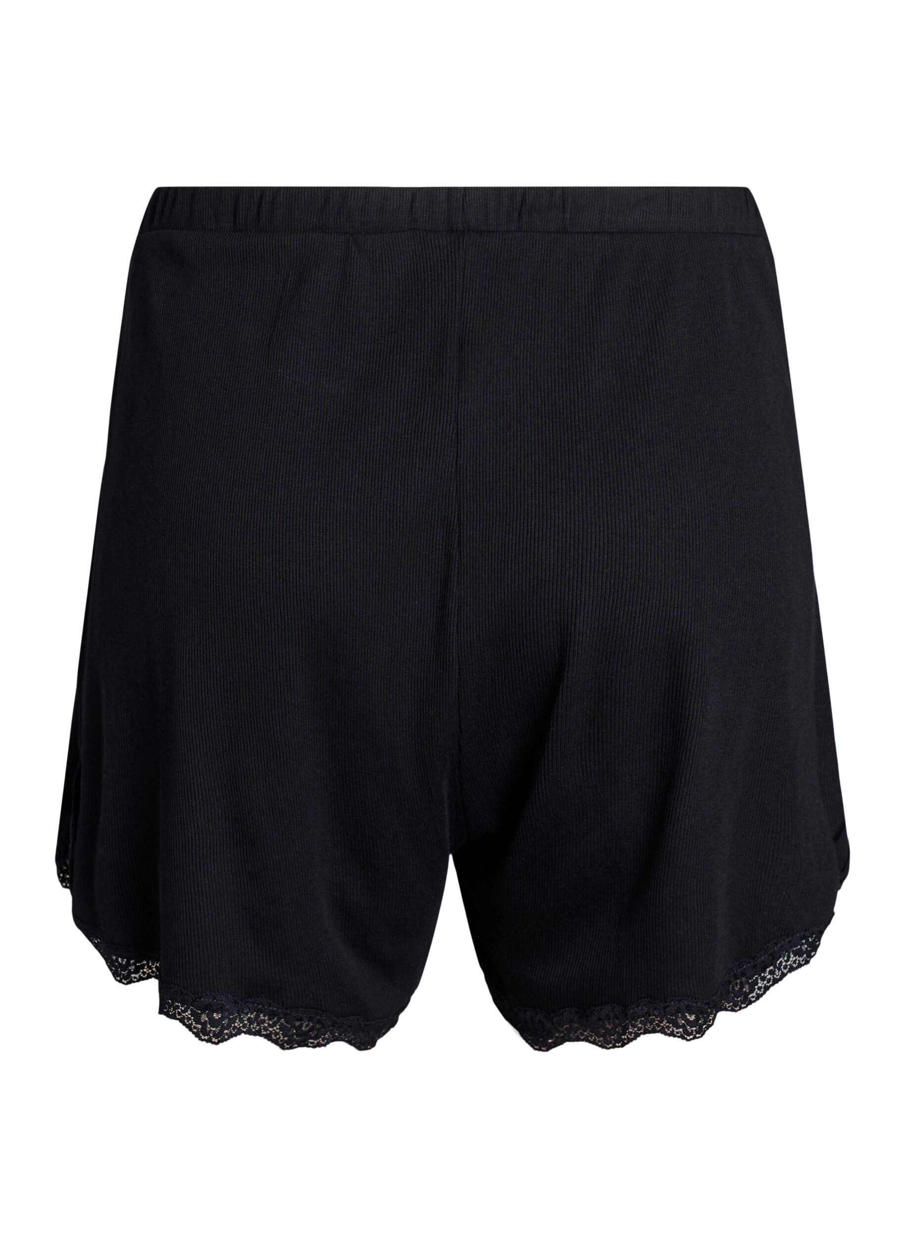 Zizzi Short de nuit ample &agrave; texture c&ocirc;tel&eacute;e et bordure en dentelle, Noir, Packshot image number 1