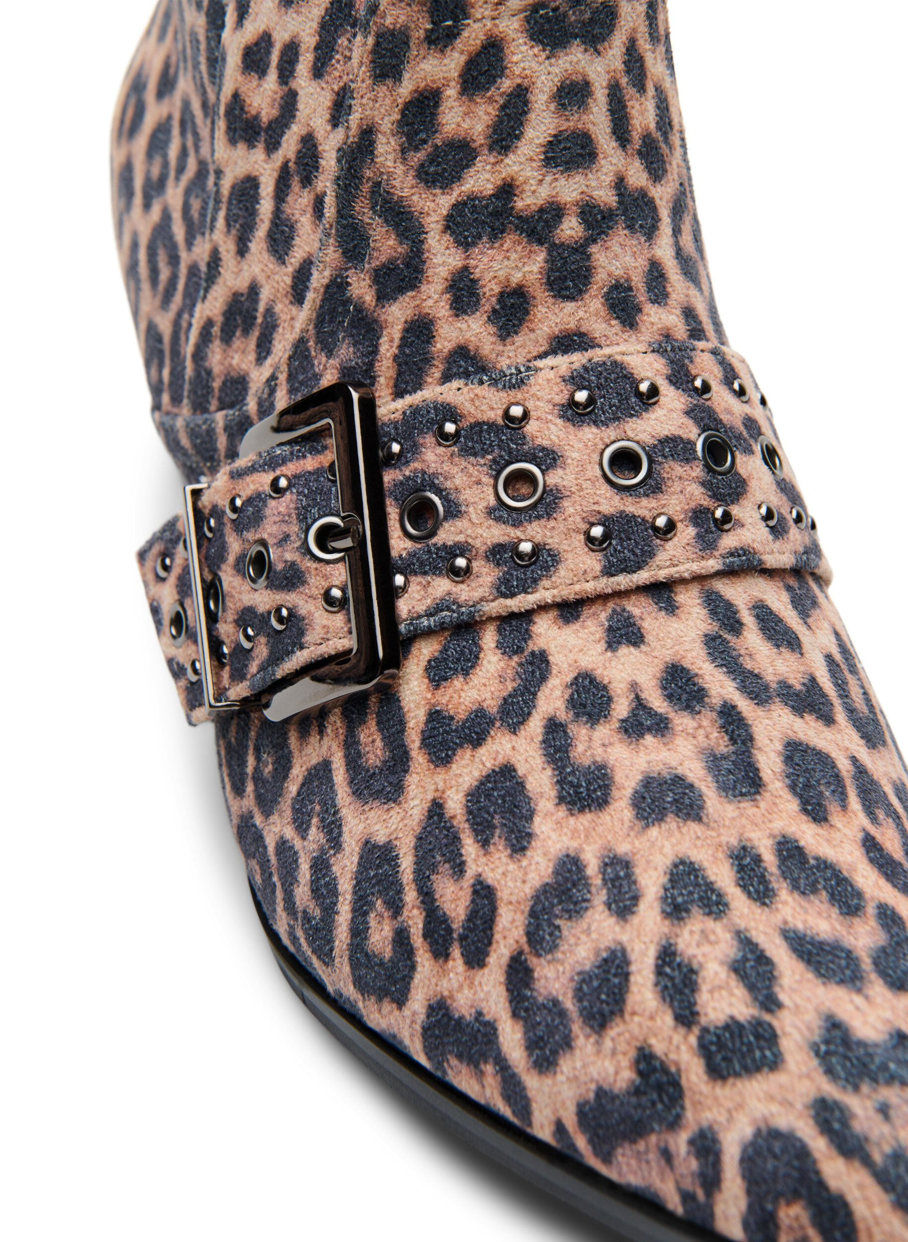 ZizziWide fit - Luipaard print enkellaarsje met gesp en studs, Bruin, Packshot image number 4