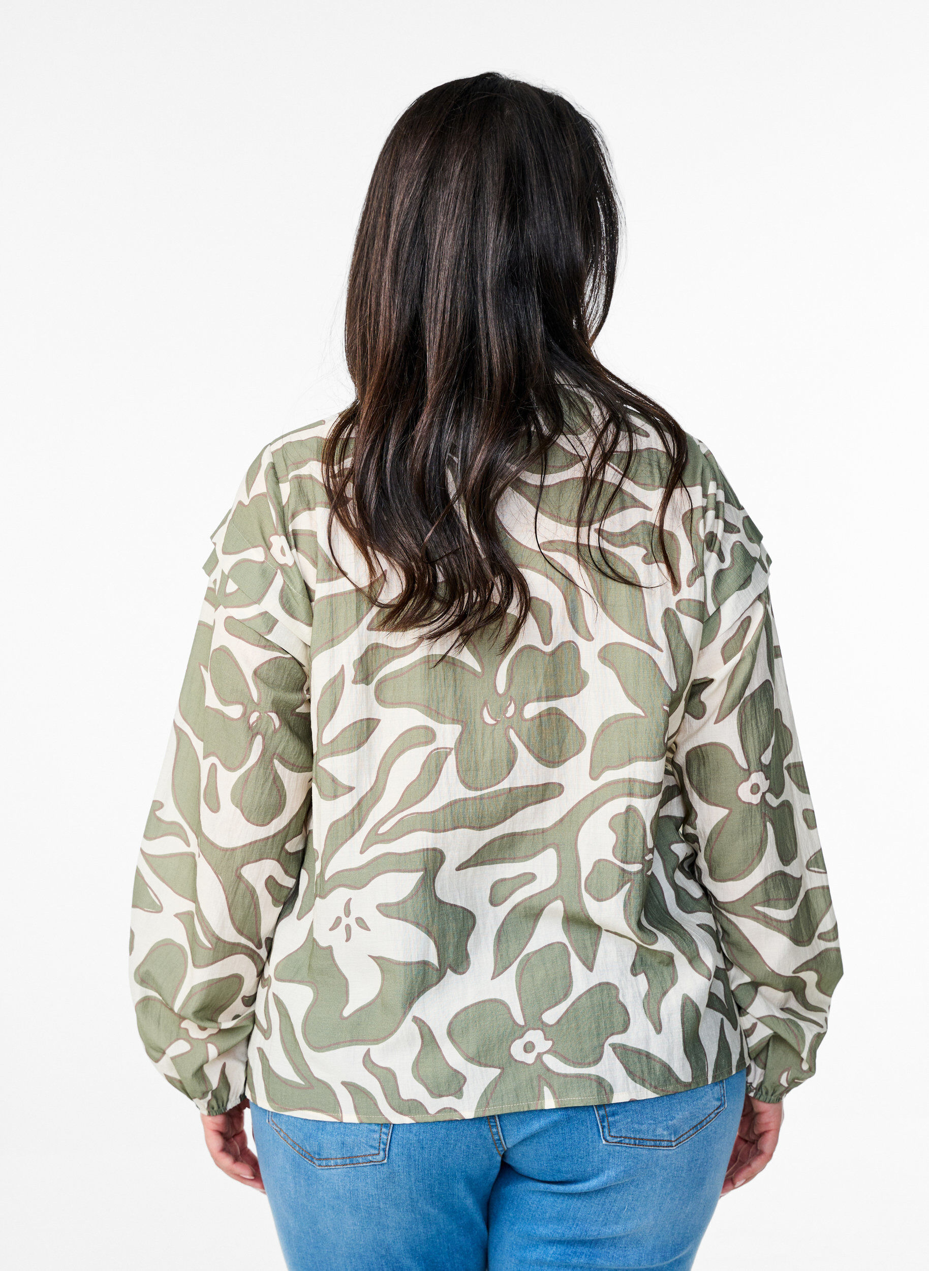 Zizzi Chemisier imprim&eacute; avec d&eacute;tails de volants, Vert, Model image number 2