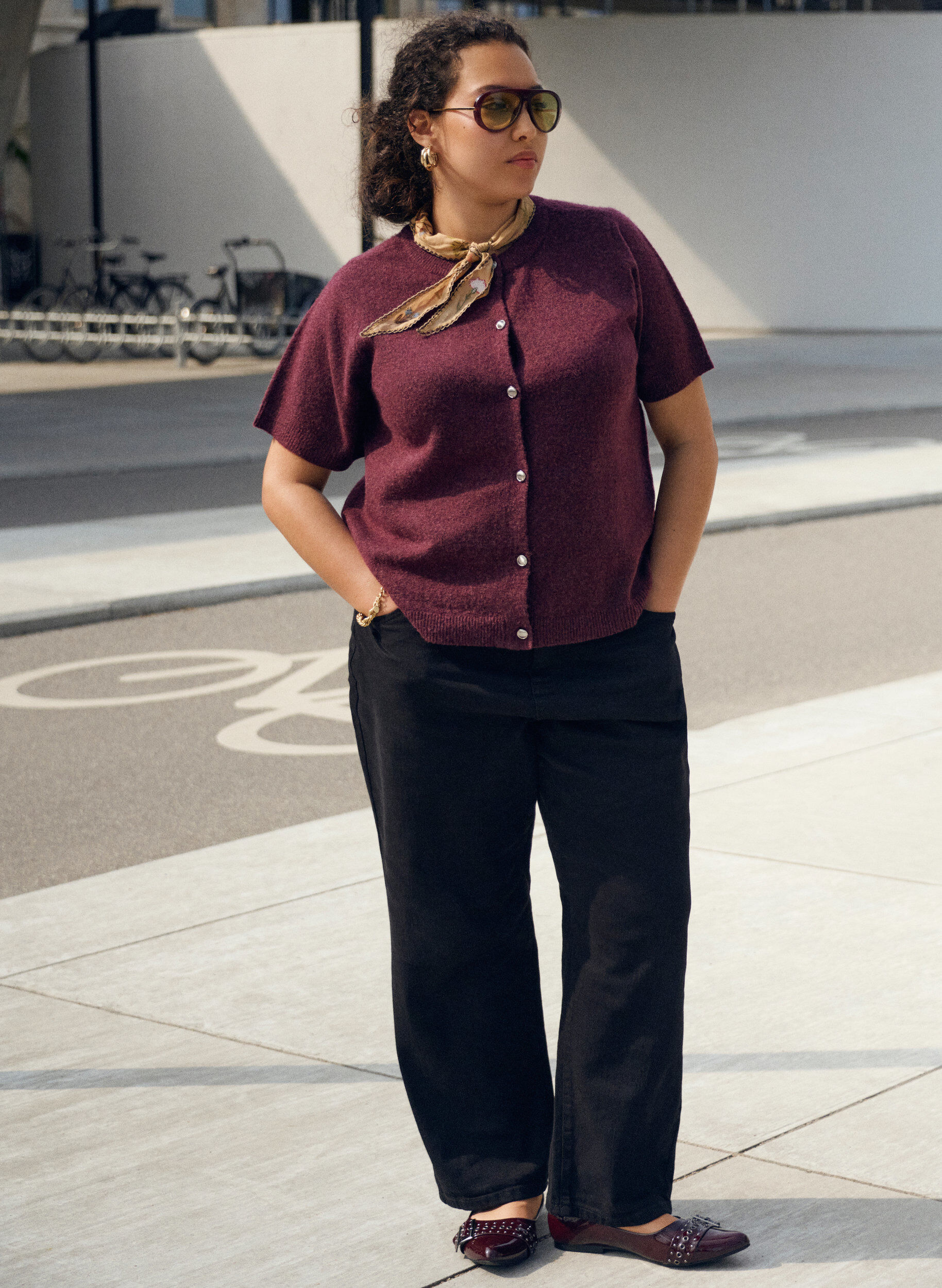 Zizzi  Cardigan en tricots &agrave; manches courtes, Bordeaux fonc&eacute;, Image image number 0