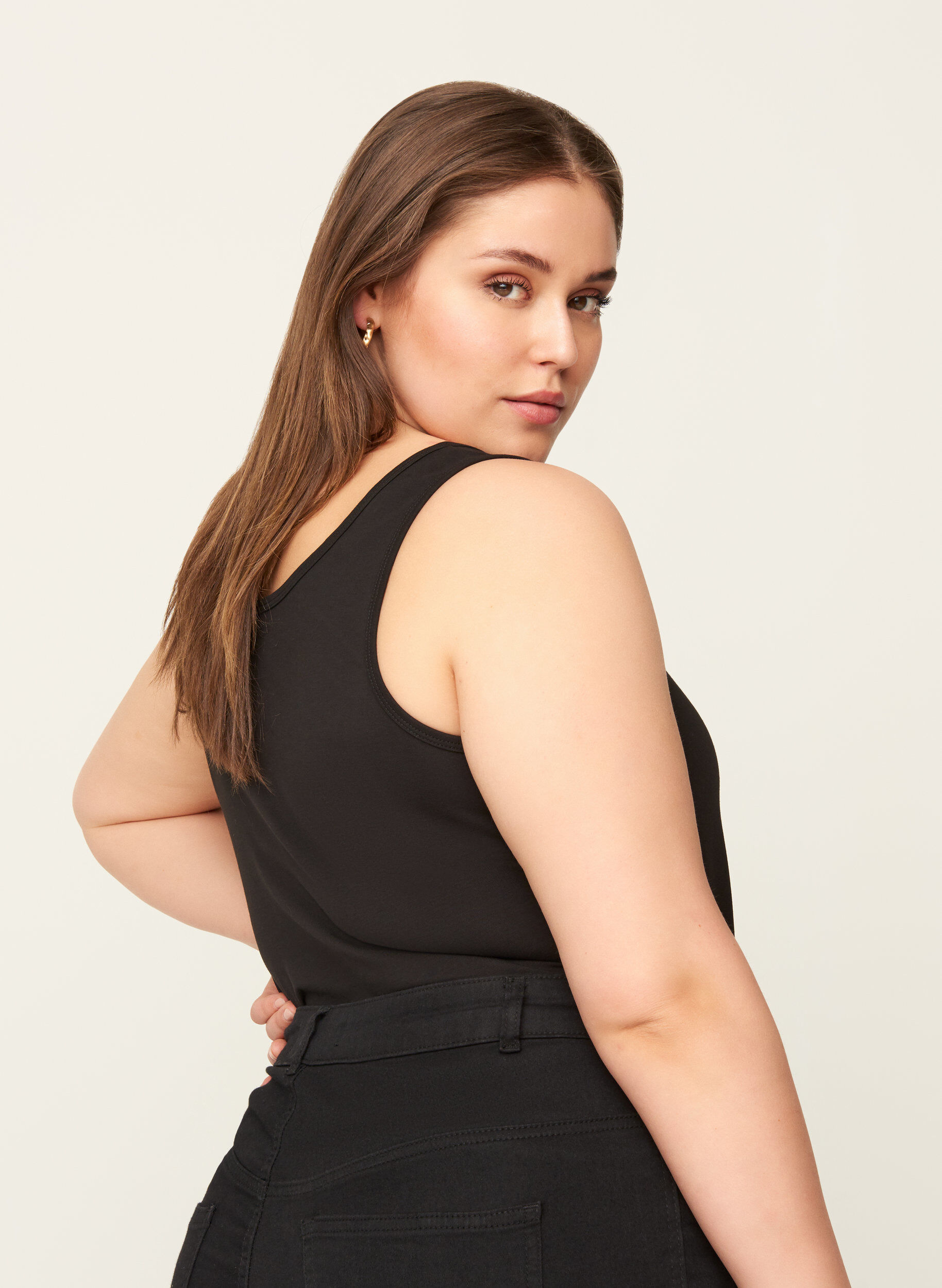 ZizziBasic top, Zwart, Model image number 2