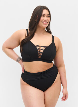 Bas de bikini à taille haute avec jambes échancrées, Black, Model image number 0