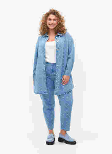 Mille mom fit jeans met print, Light blue denim, Model image number 0