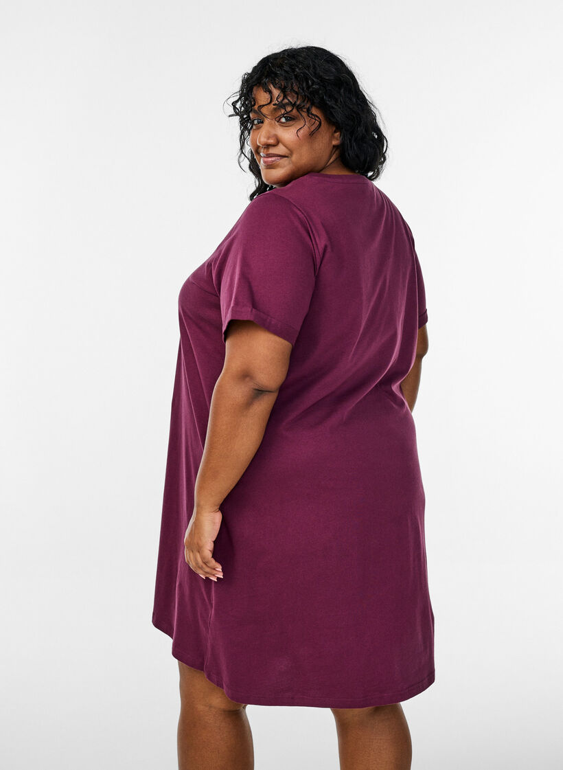 Chemise de nuit &agrave; manches courtes en coton biologique, Bordeaux fonc&eacute;, Model image number 2