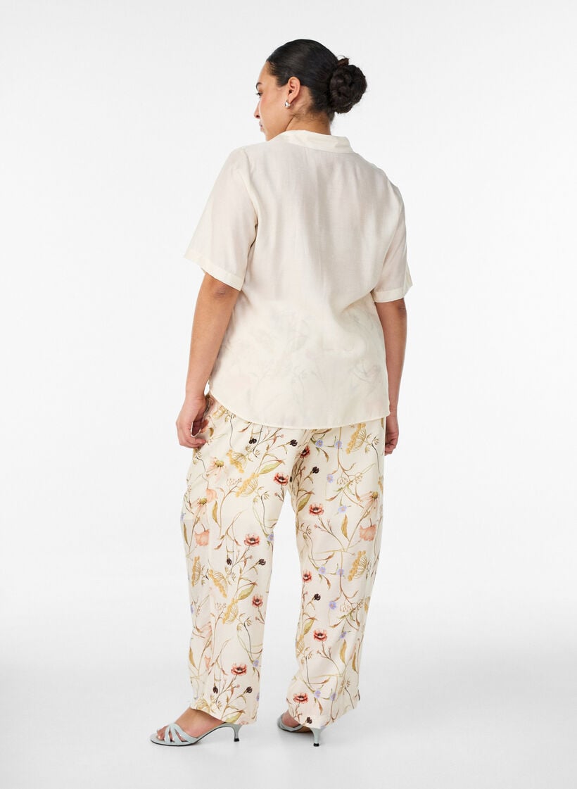 High-waist viscose broek met bloemenprint, Beige, Model image number 1