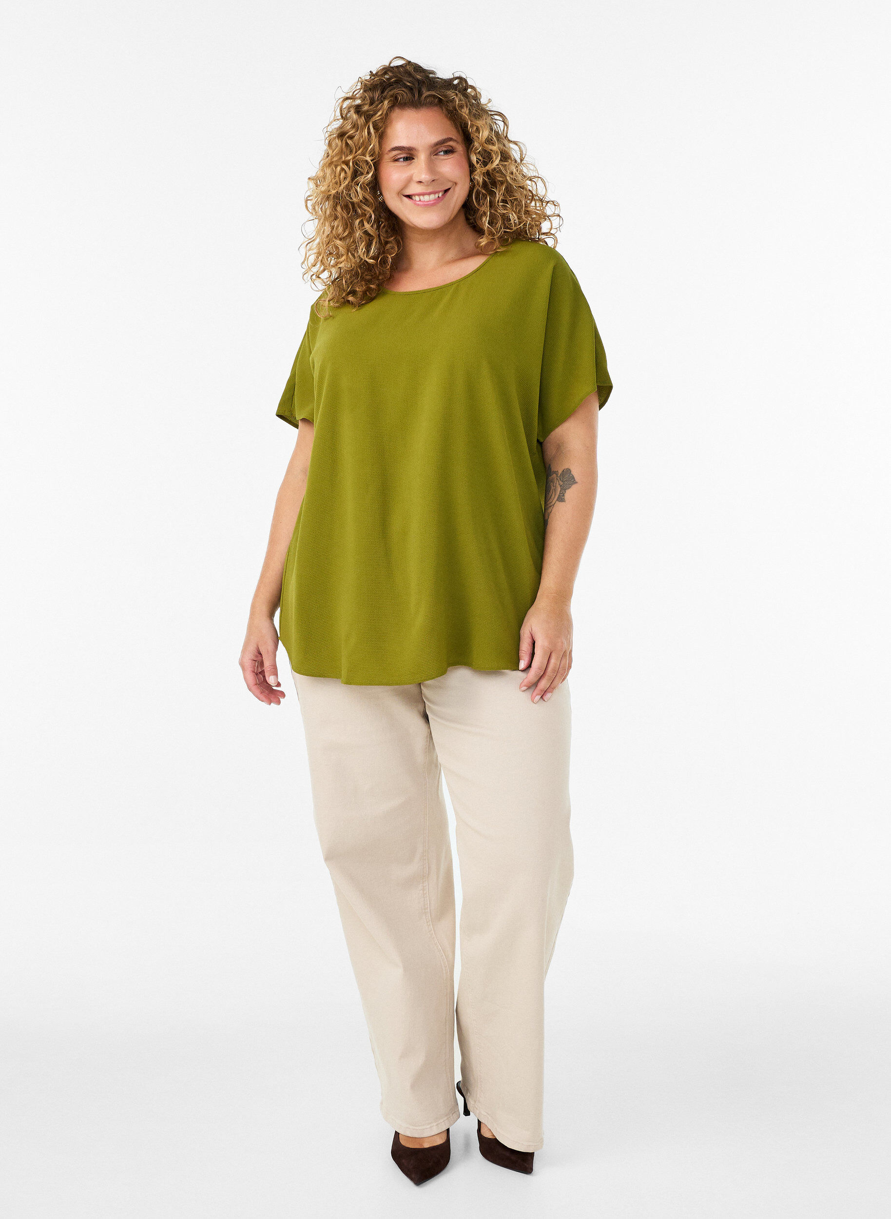 ZizziBlouse with short sleeves and a round neckline, Vert, Model image number 1