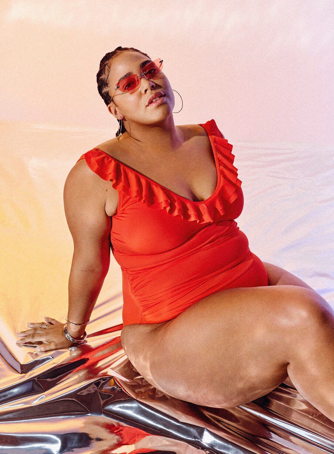 Maillot de bain rouge, , Model