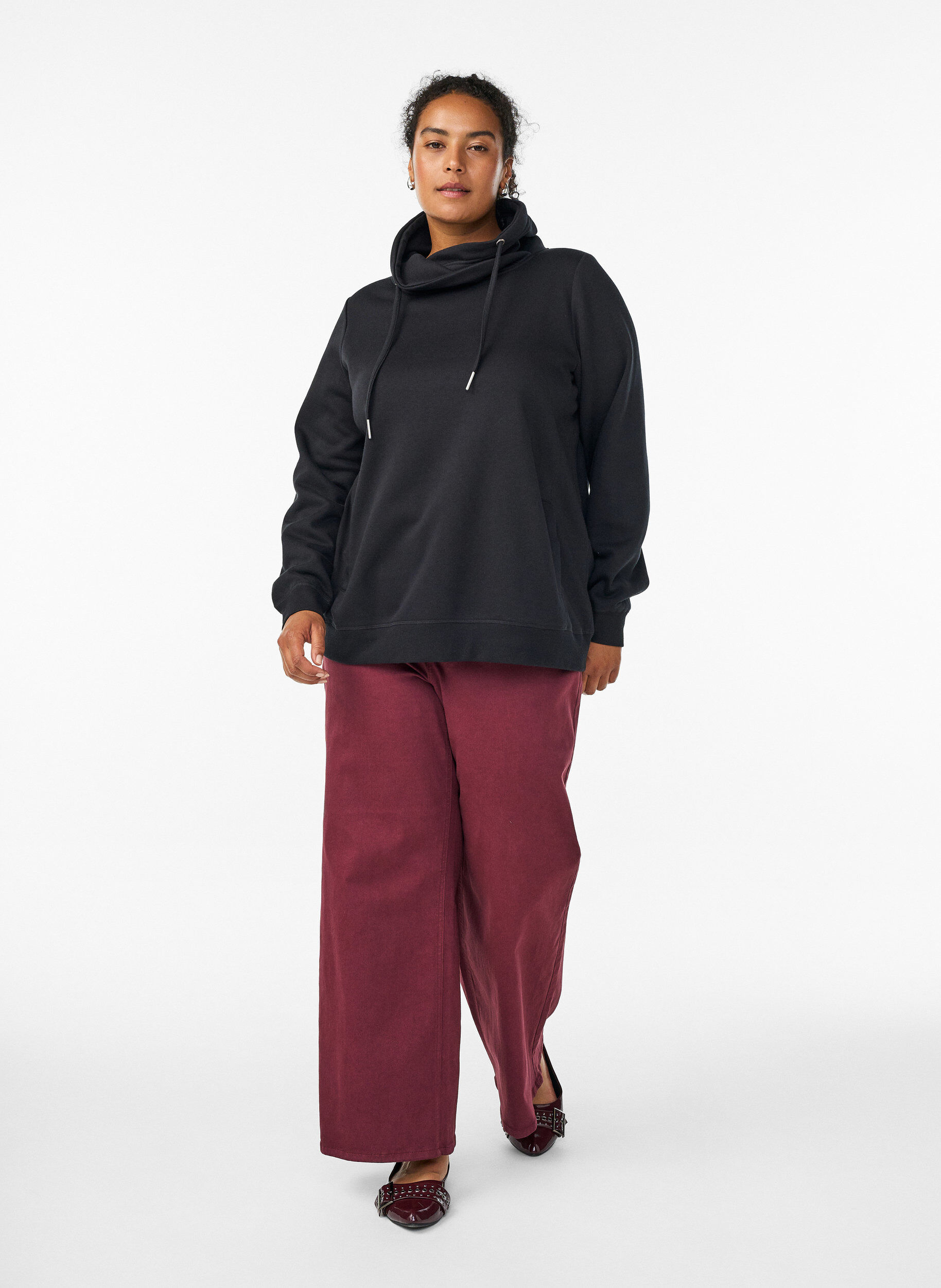 ZizziFLASH - Sweatshirt met hoge kraag en zakken, Zwart, Model image number 1